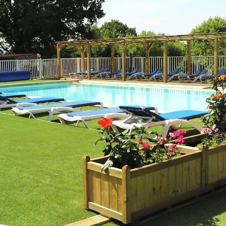 Mobil-Home Terrasse Semi-Couverte Limeuil エクステリア 写真